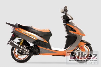 2007 UM Matrix 150 XX photo